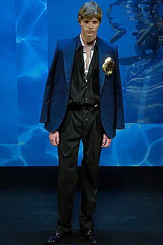 Look 30